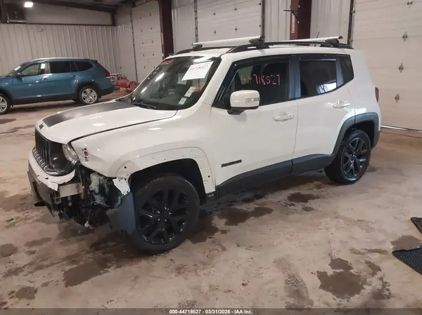 ZACCJBBB9JPJ13412 2018 JEEP RENEGADE - Image 2