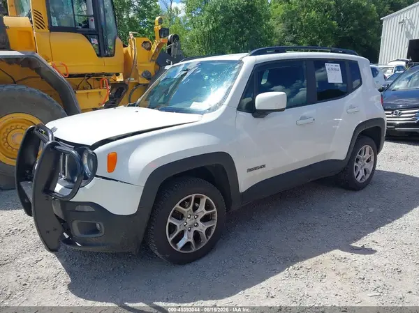 ZACCJBBB9JPJ23647 2018 JEEP RENEGADE - Image 2