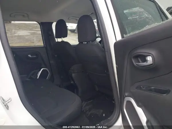 ZACCJBBB9JPJ32851 2018 JEEP RENEGADE - Image 8