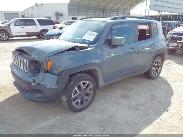 ZACCJBBB9JPJ41856 2018 JEEP RENEGADE - Image 2