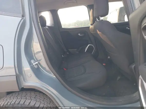 ZACCJBBB9JPJ52498 2018 JEEP RENEGADE - Image 8
