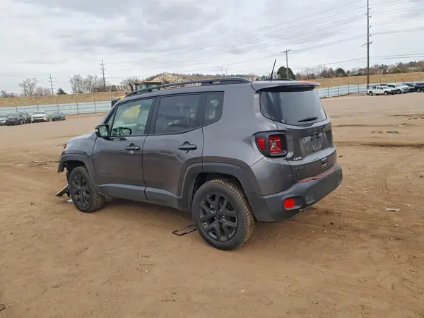 ZACCJBBB9JPJ52890 2018 JEEP RENEGADE - Image 2