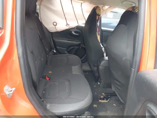 ZACCJBBBXHPE59367 2017 JEEP RENEGADE - Image 8
