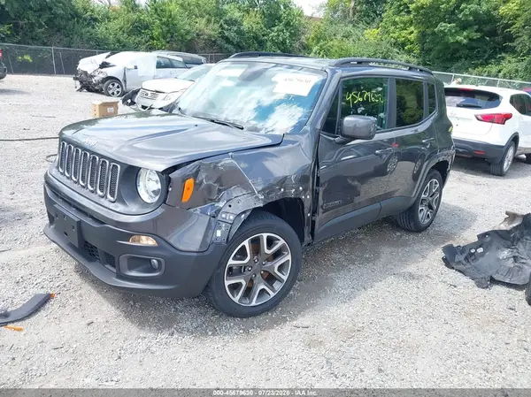 ZACCJBBBXHPE63581 2017 JEEP RENEGADE - Image 2