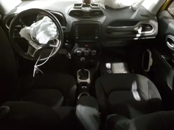 ZACCJBBBXHPF12763 2017 JEEP RENEGADE - Image 8