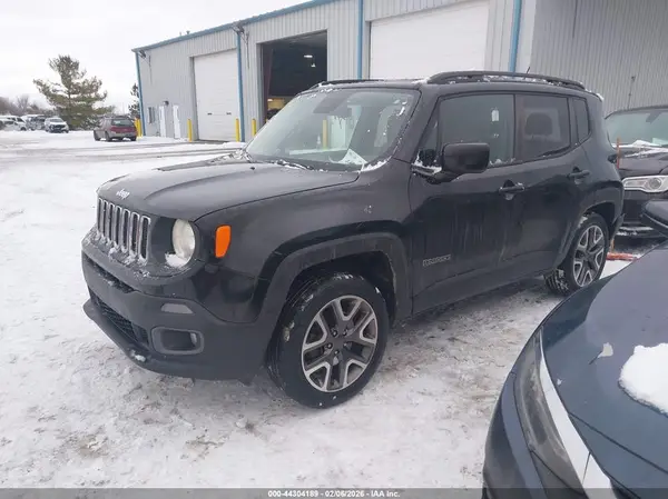 ZACCJBBBXHPF57959 2017 JEEP RENEGADE - Image 2