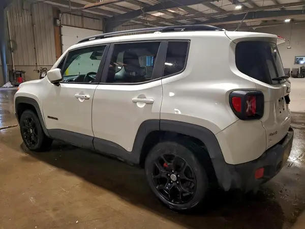 ZACCJBBBXHPF63082 2017 JEEP RENEGADE - Image 2