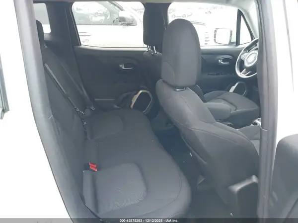 ZACCJBBBXHPF76365 2017 JEEP RENEGADE - Image 8