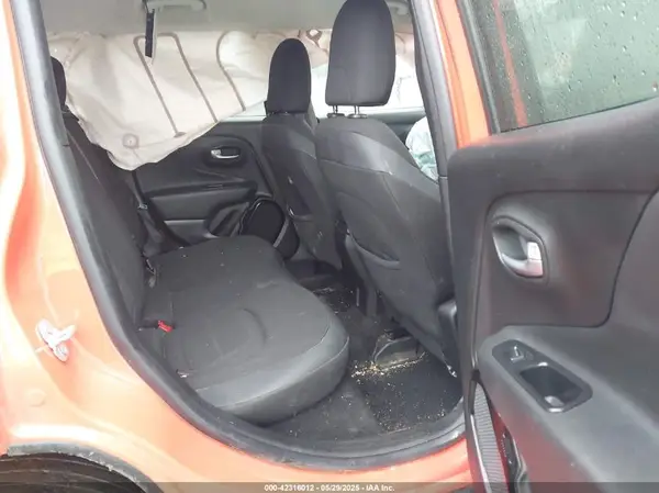ZACCJBBBXHPF81906 2017 JEEP RENEGADE - Image 8