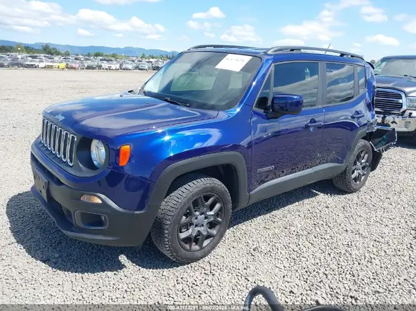 ZACCJBBBXHPF90329 2017 JEEP RENEGADE - Image 2
