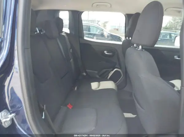 ZACCJBBBXHPF90329 2017 JEEP RENEGADE - Image 8
