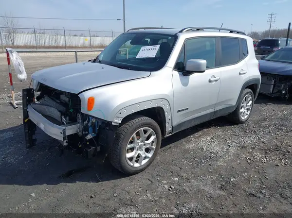 ZACCJBBBXHPF95045 2017 JEEP RENEGADE - Image 2