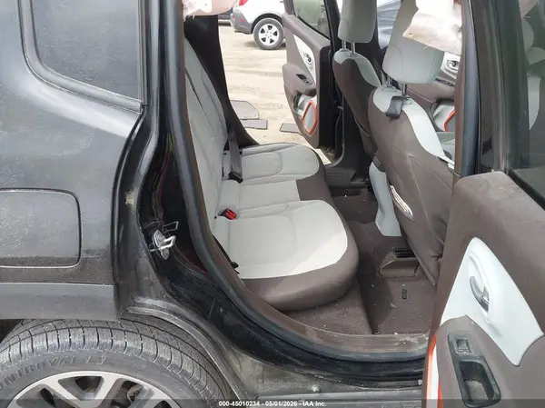 ZACCJBBBXHPG09753 2017 JEEP RENEGADE - Image 8