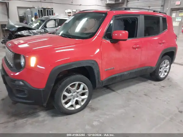 ZACCJBBBXHPG12796 2017 JEEP RENEGADE - Image 2