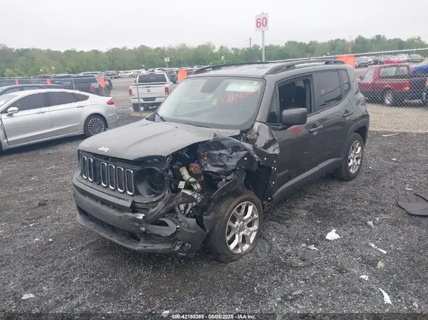 ZACCJBBBXHPG52893 2017 JEEP RENEGADE - Image 2