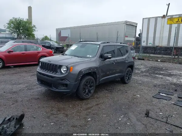ZACCJBBBXHPG62243 2017 JEEP RENEGADE - Image 2