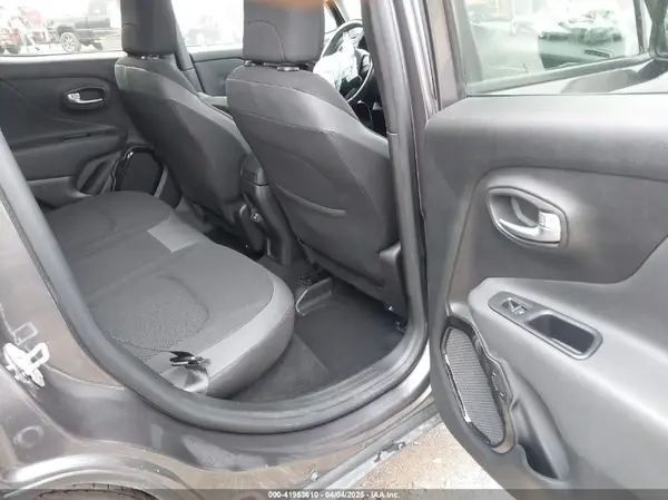 ZACCJBBBXJPH73509 2018 JEEP RENEGADE - Image 8