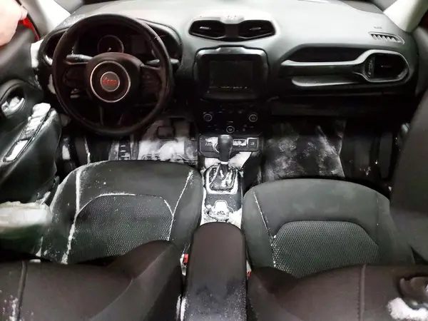 ZACCJBBBXJPH86213 2018 JEEP RENEGADE - Image 8