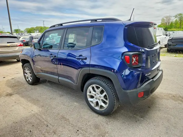 ZACCJBBBXJPH88737 2018 JEEP RENEGADE - Image 2
