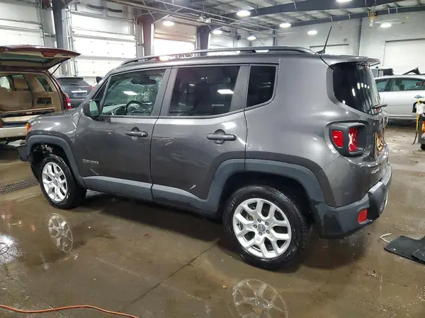 ZACCJBBBXJPJ20188 2018 JEEP RENEGADE - Image 2