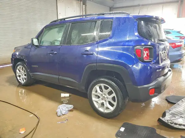 ZACCJBBBXJPJ30574 2018 JEEP RENEGADE - Image 2