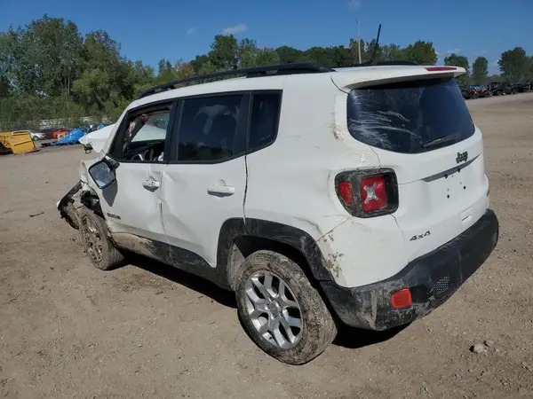ZACCJBBBXJPJ33944 2018 JEEP RENEGADE - Image 2