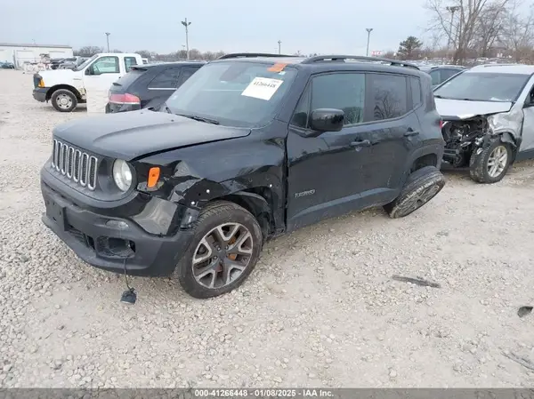 ZACCJBBBXJPJ34124 2018 JEEP RENEGADE - Image 2