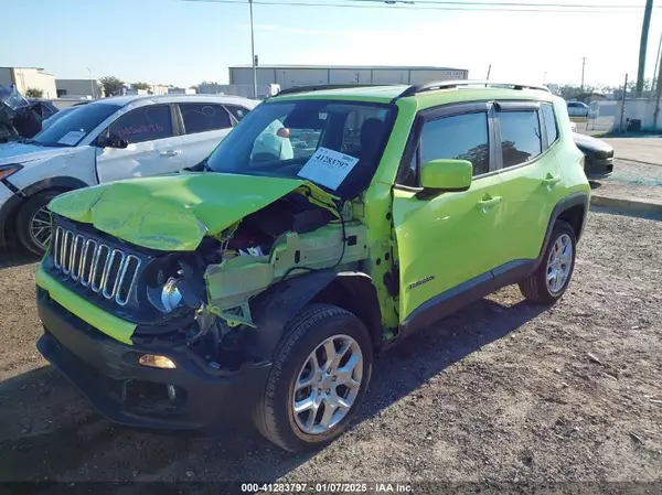 ZACCJBBBXJPJ49805 2018 JEEP RENEGADE - Image 2