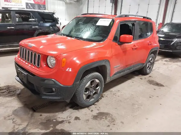 ZACCJBBH1HPF93544 2017 JEEP RENEGADE - Image 2