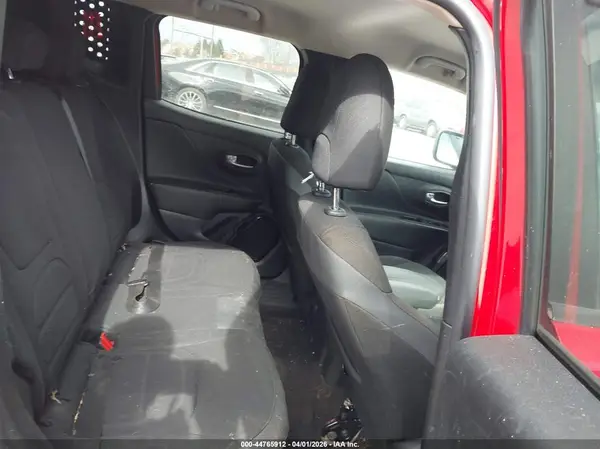 ZACCJBBH3HPG06066 2017 JEEP RENEGADE - Image 8