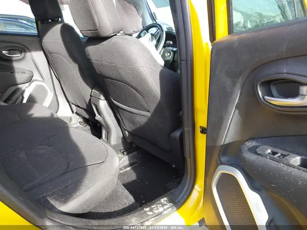 ZACCJBBH3JPH39108 2018 JEEP RENEGADE - Image 8
