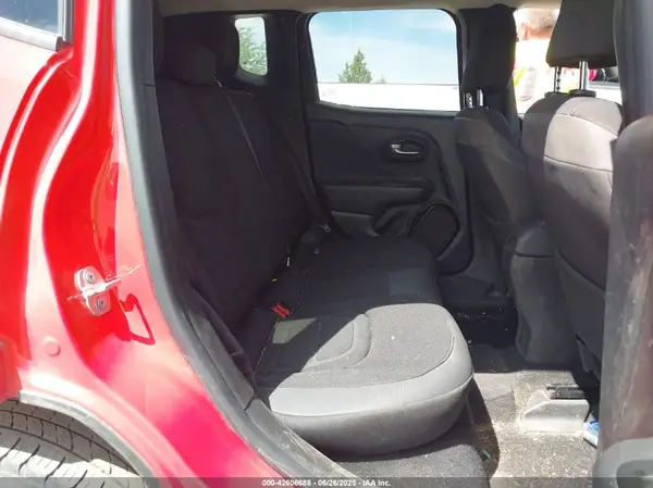 ZACCJBBH4HPG32384 2017 JEEP RENEGADE - Image 8