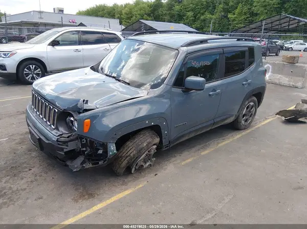 ZACCJBBH7HPF93421 2017 JEEP RENEGADE - Image 2