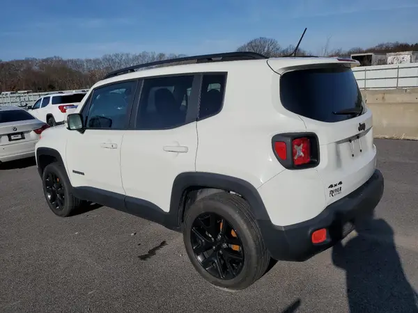 ZACCJBBHXHPF82848 2017 JEEP RENEGADE - Image 2