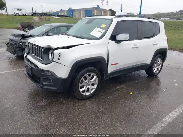 ZACCJBBT0GPC65180 2016 JEEP RENEGADE - Image 2