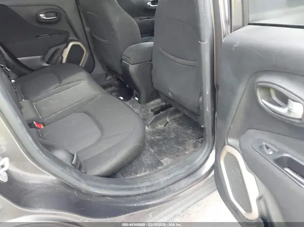 ZACCJBBT0GPD40749 2016 JEEP RENEGADE - Image 8