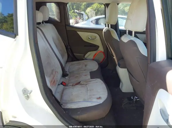 ZACCJBBT0GPD65831 2016 JEEP RENEGADE - Image 8