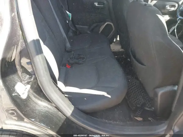 ZACCJBBT1GPC78696 2016 JEEP RENEGADE - Image 8