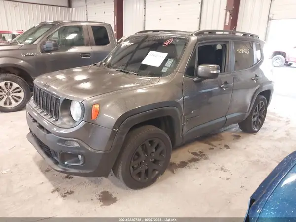 ZACCJBBT1GPC87480 2016 JEEP RENEGADE - Image 2
