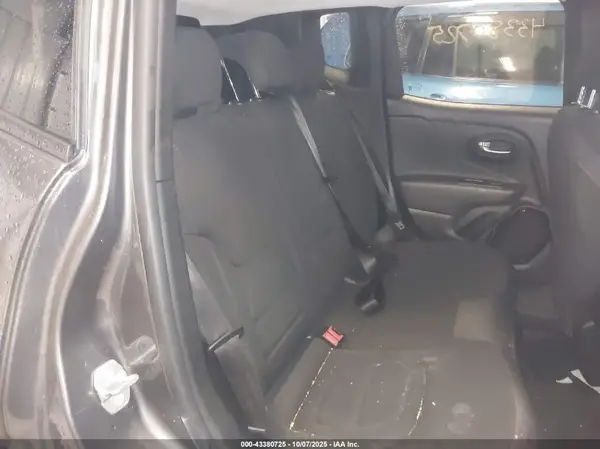 ZACCJBBT1GPC87480 2016 JEEP RENEGADE - Image 8