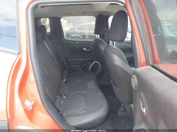 ZACCJBBT1GPD03340 2016 JEEP RENEGADE - Image 8