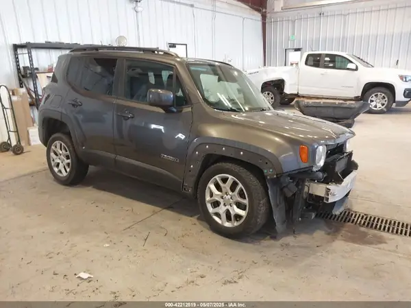 ZACCJBBT1GPD10255 2016 JEEP RENEGADE - Image 1