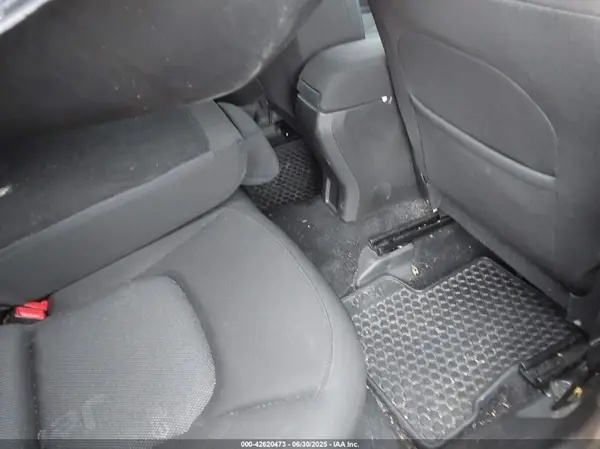 ZACCJBBT1GPD11499 2016 JEEP RENEGADE - Image 8