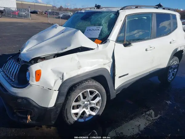 ZACCJBBT1GPD40937 2016 JEEP RENEGADE - Image 2