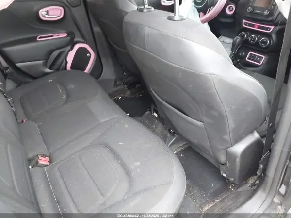 ZACCJBBT1GPD43546 2016 JEEP RENEGADE - Image 8