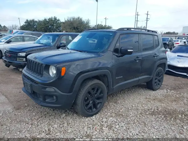 ZACCJBBT1GPD58810 2016 JEEP RENEGADE - Image 2