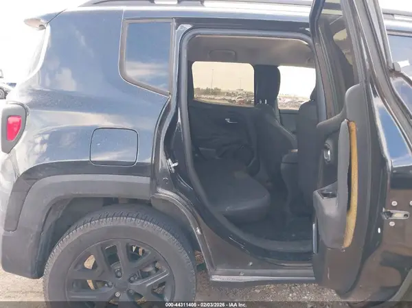 ZACCJBBT1GPD58810 2016 JEEP RENEGADE - Image 8