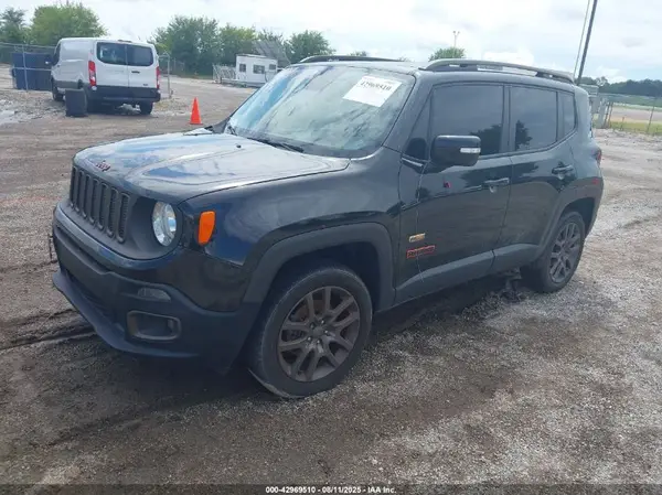ZACCJBBT1GPD81911 2016 JEEP RENEGADE - Image 2