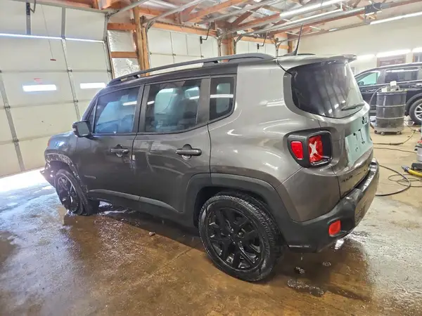 ZACCJBBT2GPC90288 2016 JEEP RENEGADE - Image 2