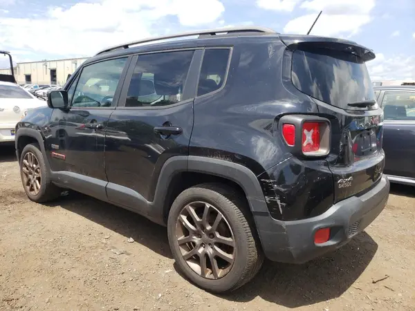 ZACCJBBT2GPD18669 2016 JEEP RENEGADE - Image 2